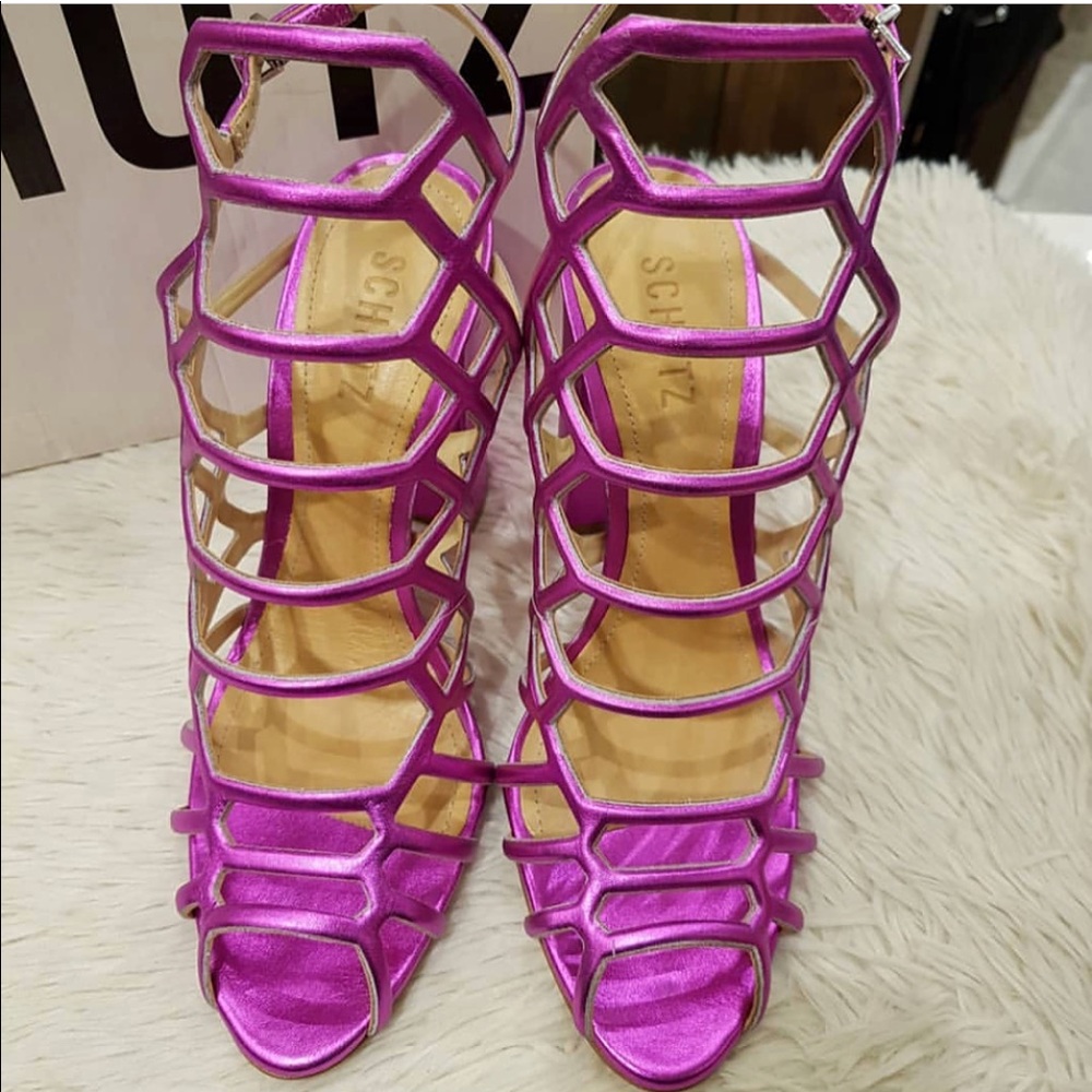 💯✅Authentic SCHUTZ - Picture 2 of 7